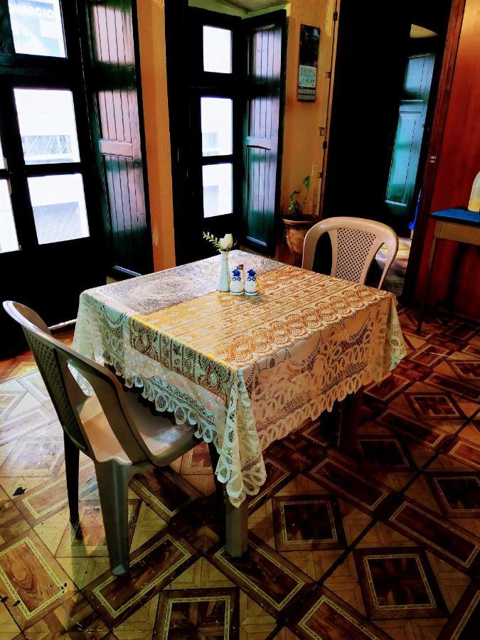 Hostal Latitud Ecuem Кіто Екстер'єр фото